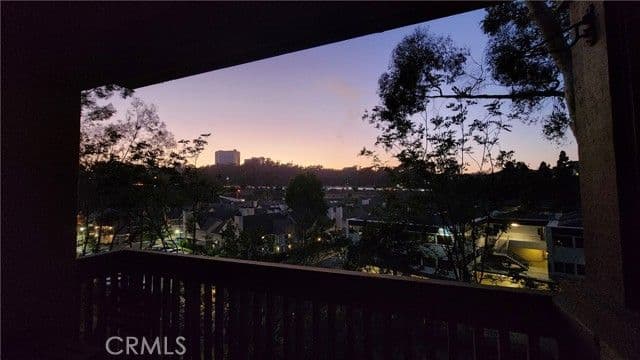8860 Villa La Jolla Dr, La Jolla, Active - Home for Sale