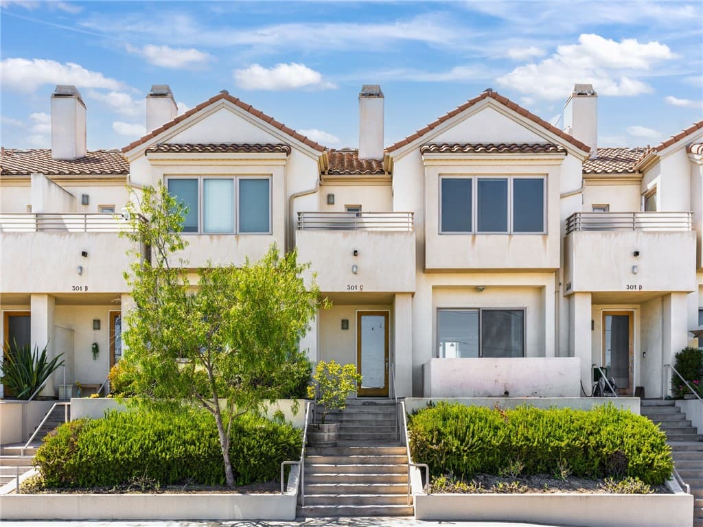 301 Kansas, El Segundo, Active - Home for Sale