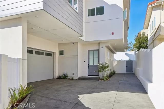 2019 Huntington Ln, Redondo Beach, Active - Home for Sale