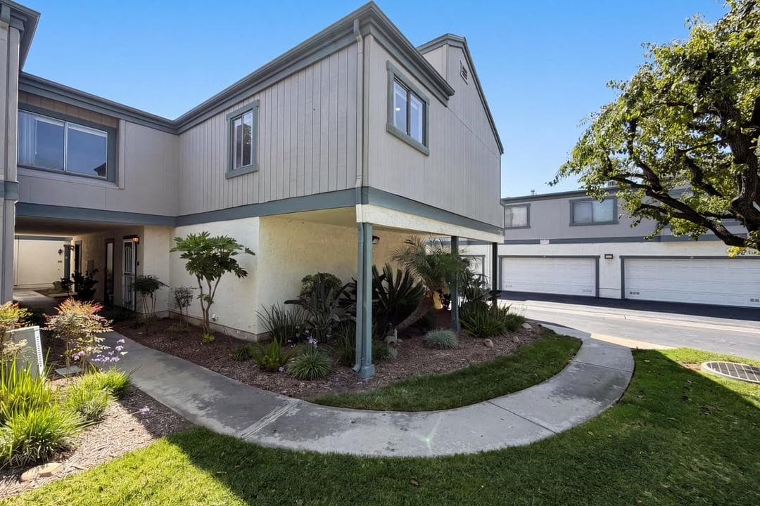 1100 Cleghorn Dr, Diamond Bar, Active - Home for Sale