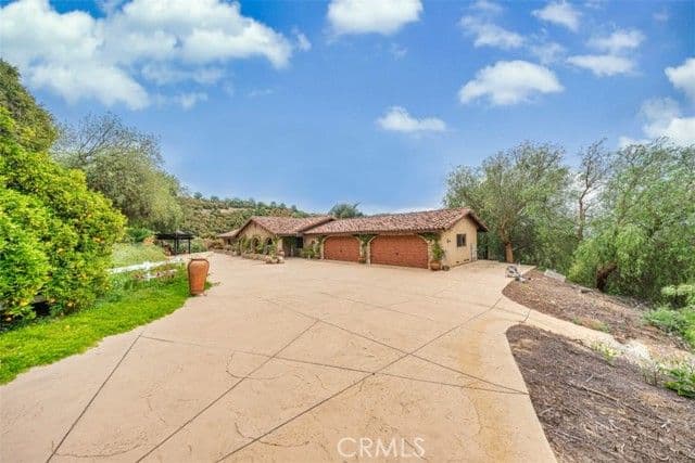 24405 Fuerte Rd, Temecula, Active - Home for Sale
