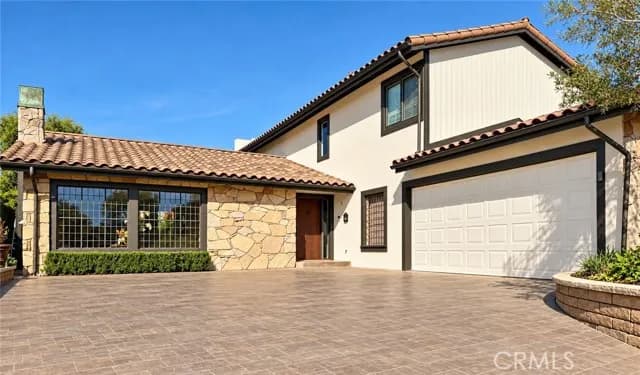 3521 Aquarius Dr, Huntington Beach, Active - Home for Sale