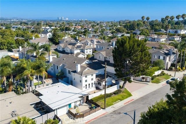 2680 Orange, Costa Mesa, Active - Home for Sale