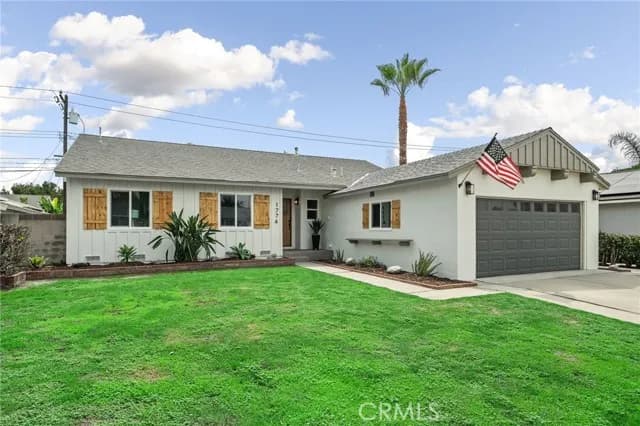 1774 W Niobe, Anaheim, Active - Home for Sale
