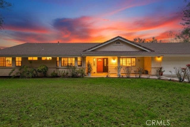 28572 Meadow Mesa Ln, Escondido, Active - Home for Sale