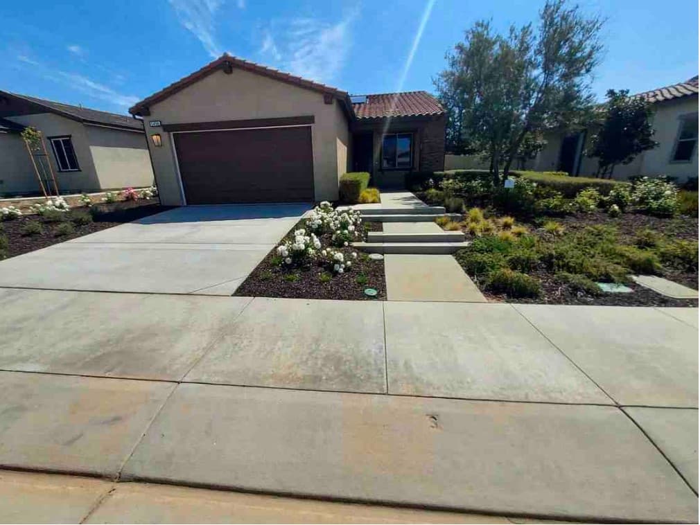 1496 Pinyon Ln, Banning, Active - Home for Sale