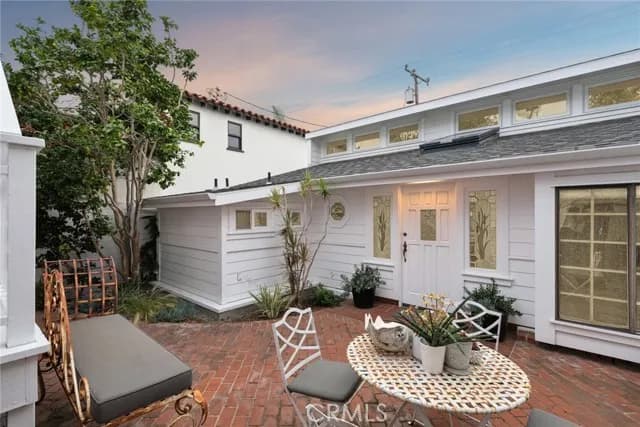 1143 Catalina St, Laguna Beach, Active - Home for Sale