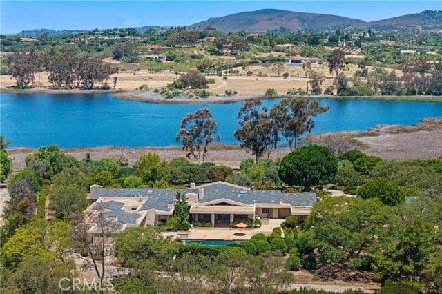 6533 Lago Lindo, Rancho Santa Fe, Active - Home for Sale