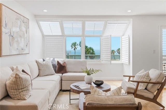 250 The Villages, Redondo Beach, Active - Home for Sale