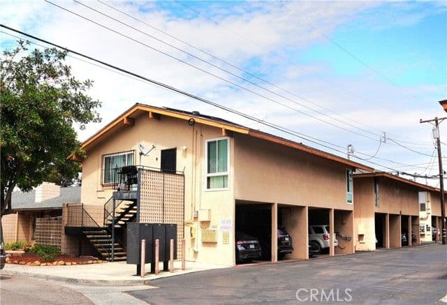 1263 Oakdale Ln, El Cajon, Active - Home for Sale