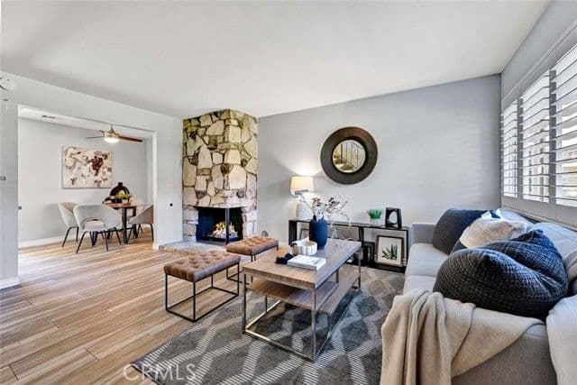13660 Red Hill Ave, Tustin, Active - Home for Sale