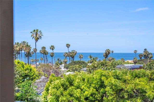 8361 Calle Del Cielo, La Jolla, Active - Home for Sale