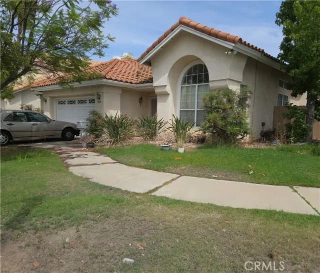 8944 Mesa Oak Dr, Riverside, Active - Home for Sale