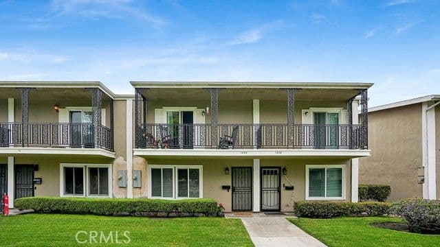 1424 Deauville Place, Costa Mesa, Active - Home for Sale