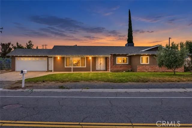 3998 Bluff, Norco, Active - Home for Sale
