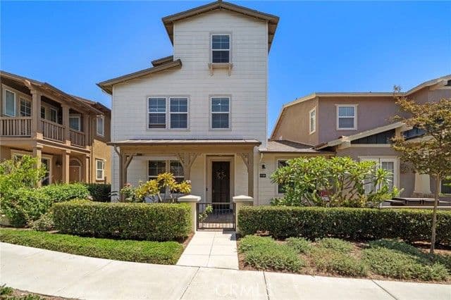 221 Landmark, Tustin, Active - Home for Sale