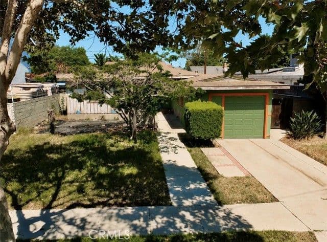2608 Josie Ave, Long Beach, Active - Home for Sale