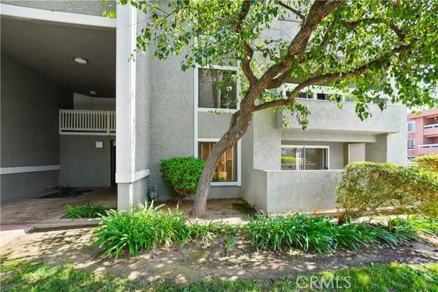 1040 E Washington Ave, Escondido, Active - Home for Sale