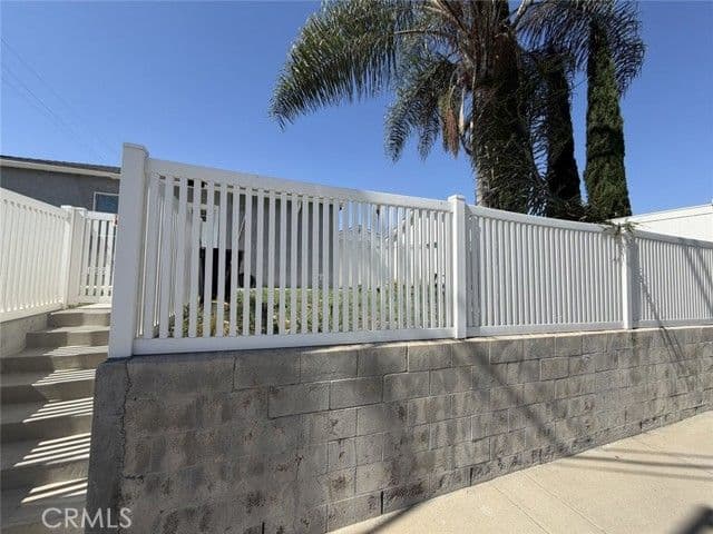 7502 N Hollywood Way, Burbank, Active - Home for Sale