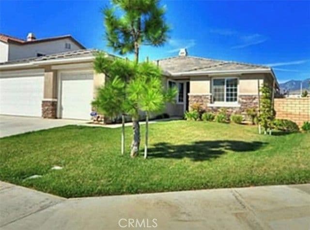 1592 Flora, Beaumont, Active - Home for Sale