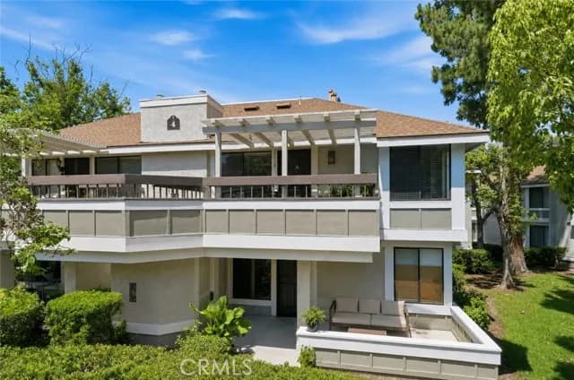 25717 Sycamore Pointe, Lake Forest, Active - Home for Sale