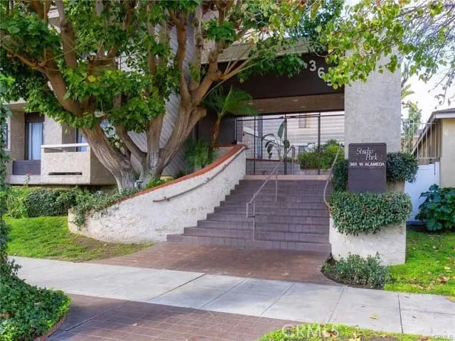 365 W Alameda, Burbank, Active - Home for Sale