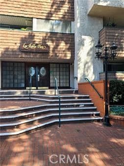 360 S Euclid Ave, Pasadena, Active - Home for Sale