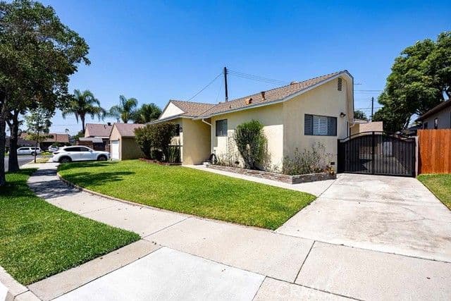 9321 Sideview, Downey, Active - Home for Sale