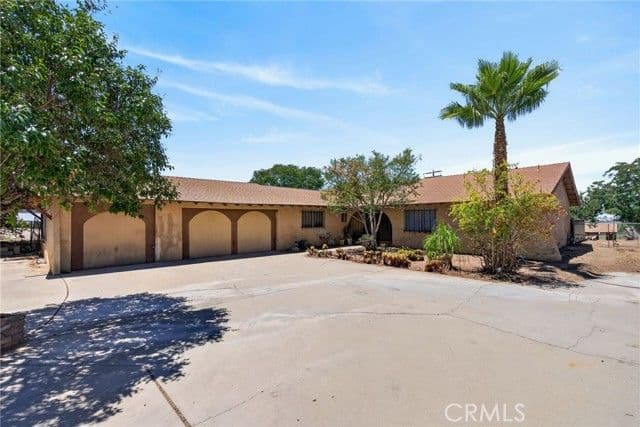 4100 Crestview Dr, Norco, Active - Home for Sale
