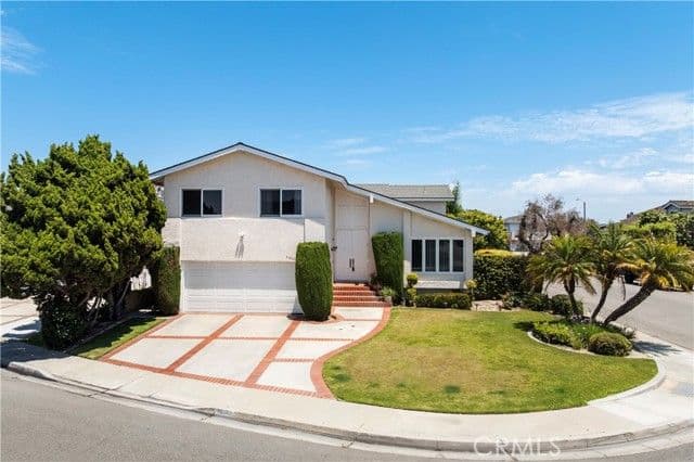 3600 Marigold St, Seal Beach, Active - Home for Sale