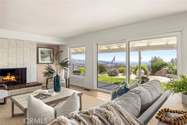 10311 Ladera Senda, North Tustin, Active - Home for Sale
