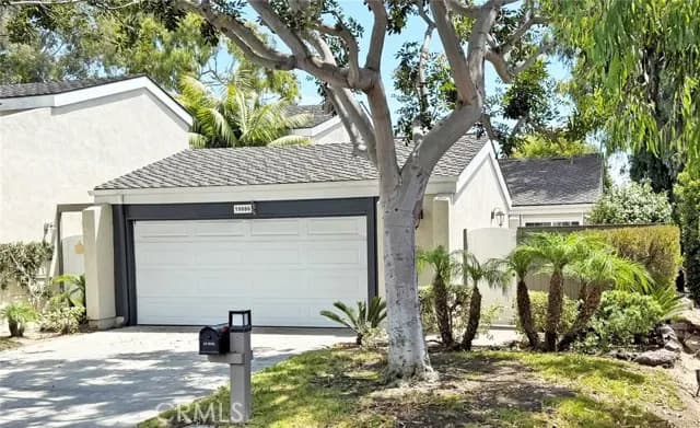 19886 Waterview Ln, Huntington Beach, Active - Home for Sale