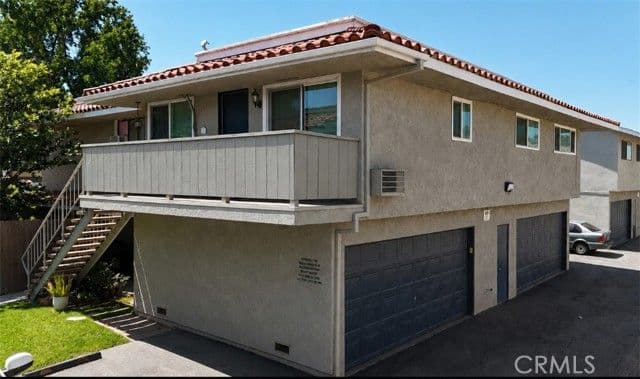2423 Deodar, Santa Ana, Active - Home for Sale
