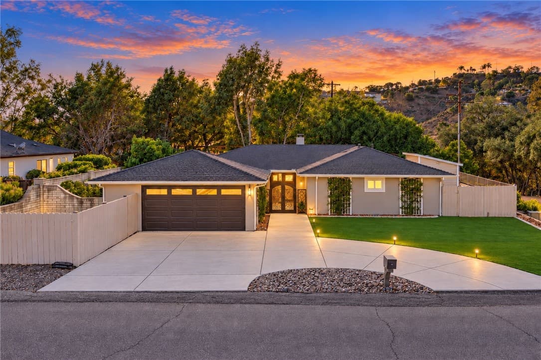 3101 Cherrypoint Court, Fallbrook, Active - Home for Sale