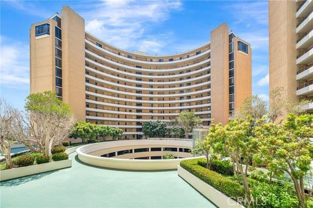 4316 Marina City Dr, Marina Del Rey, Active - Home for Sale