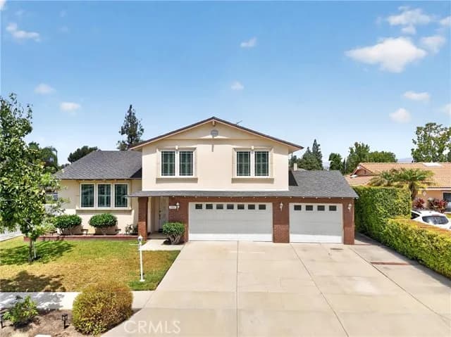 5901 E Hadrians Crescent, Anaheim, Active - Home for Sale