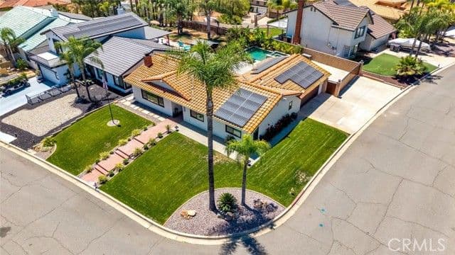 22511 Pin Tail Dr, Canyon Lake, Active - Home for Sale