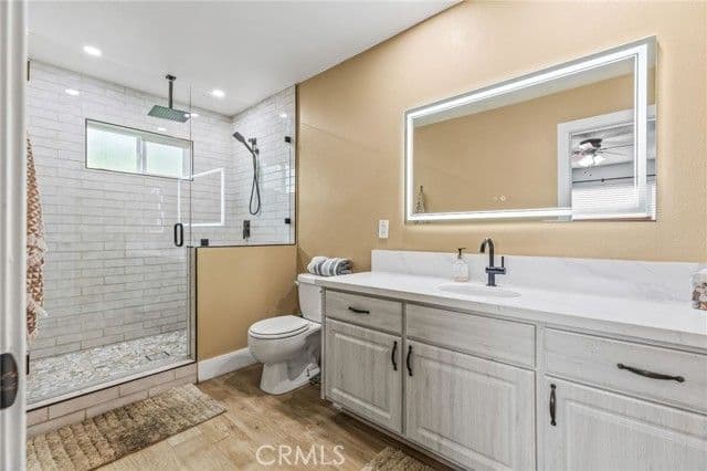 3998 Bluff St, Norco, Active - Home for Sale
