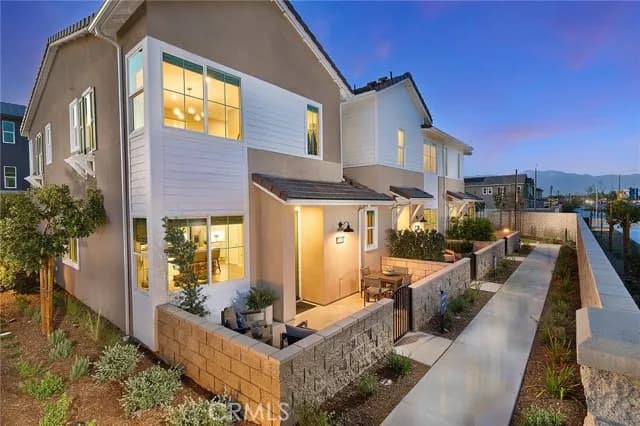 5892 Rockport Rd, Eastvale, Active - Home for Sale