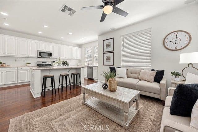 21 Arlington St, Ladera Ranch, Active - Home for Sale