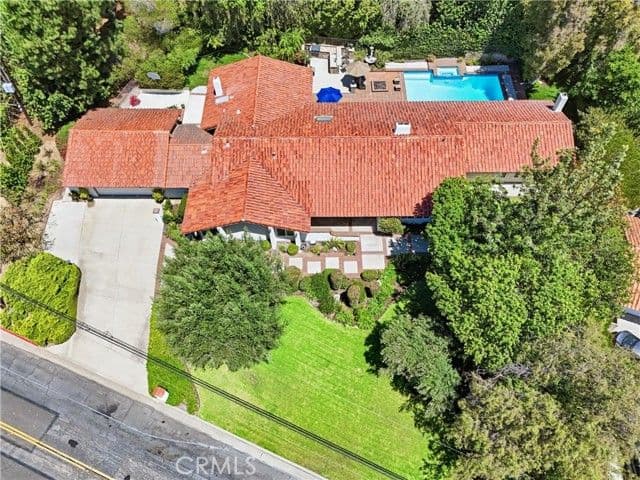 2101 Pioneer Ave, Fullerton, Active - Home for Sale