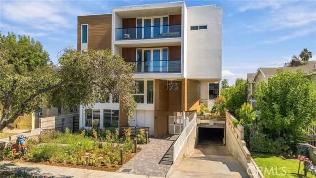 176 N Catalina Ave, Pasadena, Active - Home for Sale