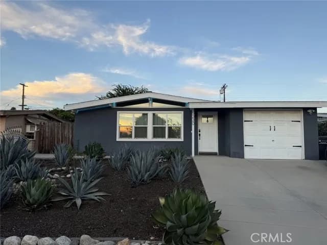5220 N Vogue Ave, Azusa, Active - Home for Sale