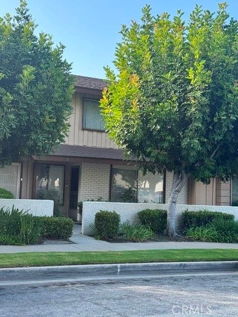 11000 Woodruff Ave, Downey, Active - Home for Sale