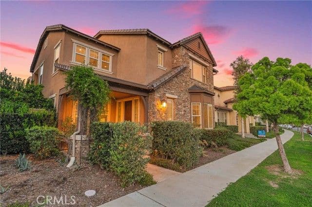 220 Barnes Rd, Tustin, Active - Home for Sale