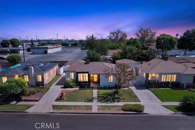 10908 Crossdale Ave, Downey, Active - Home for Sale