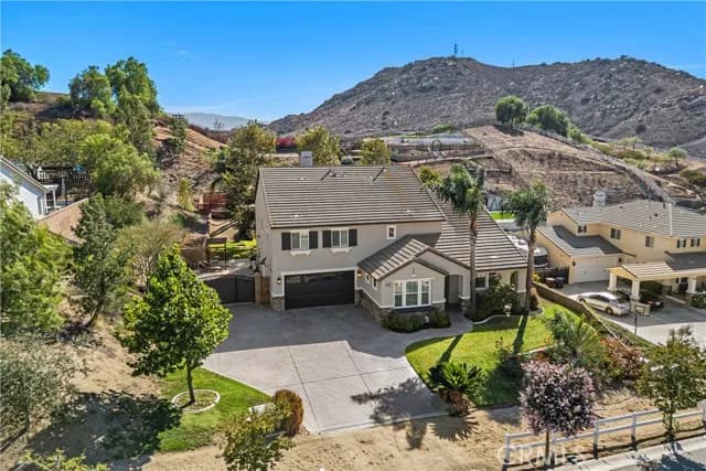 2830 Crestview Dr, Norco, Active - Home for Sale