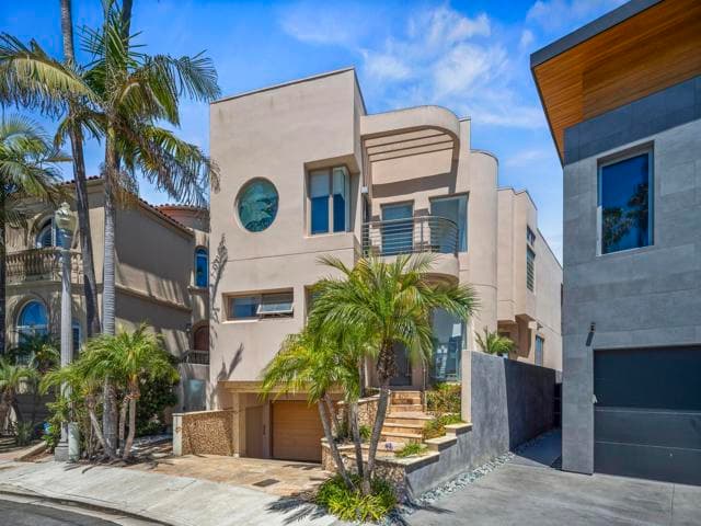 3 Green Turtle Rd, Coronado, Active - Home for Sale