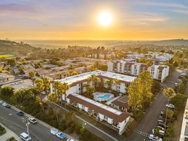6924 Hyde Park Dr, San Diego, Active - Home for Sale