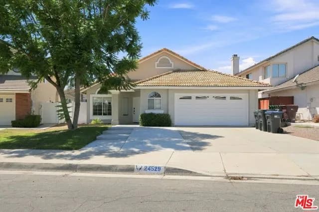 24529 Ridgewood Dr, Murrieta, Active - Home for Sale